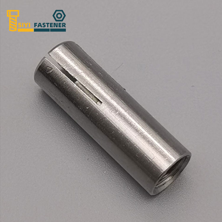 Penurunan Stainless Steel di Jangkar Tanpa Knurling